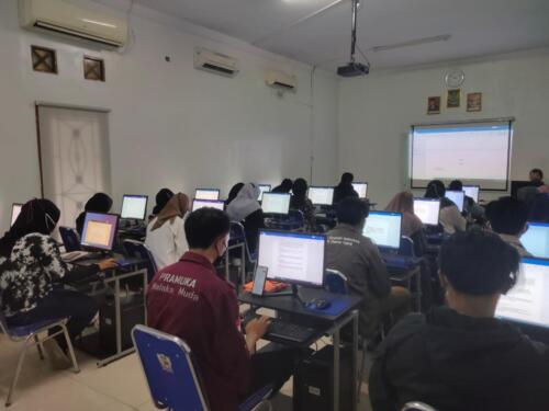 Ruang Lab Komputer